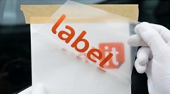 Traegerpapier abziehen